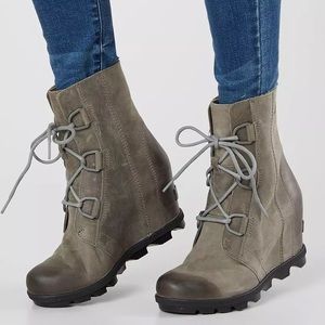 SOREL Joan of Artic Leather Wedge Boot